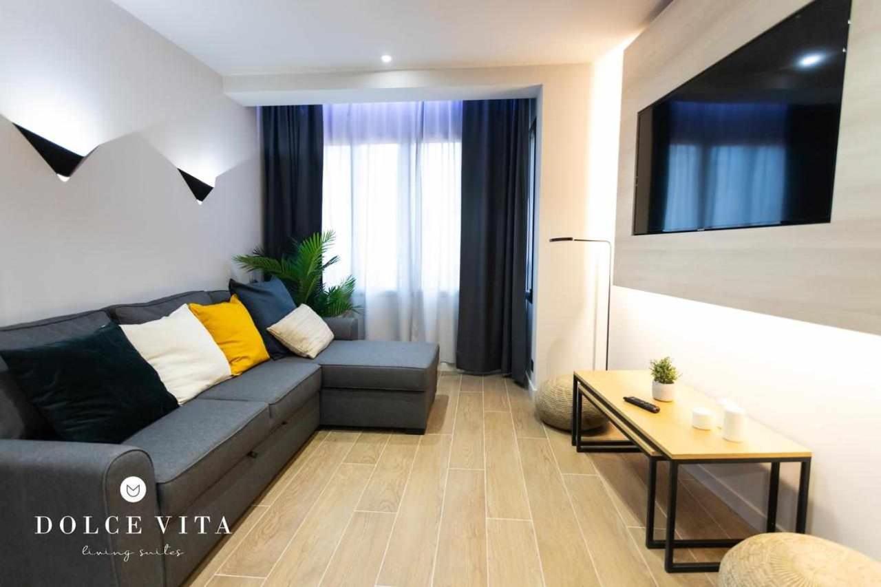 Apartamento Napoli Living Suites En Vila Real Exterior foto